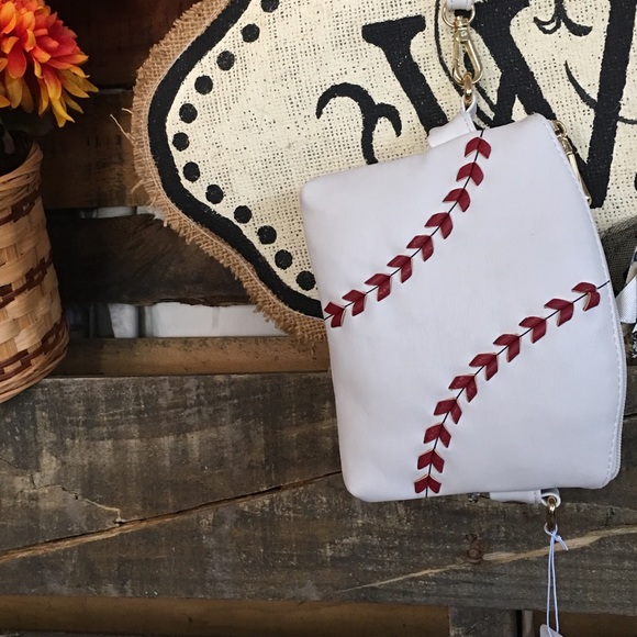 Purse - Picture 4 of 4